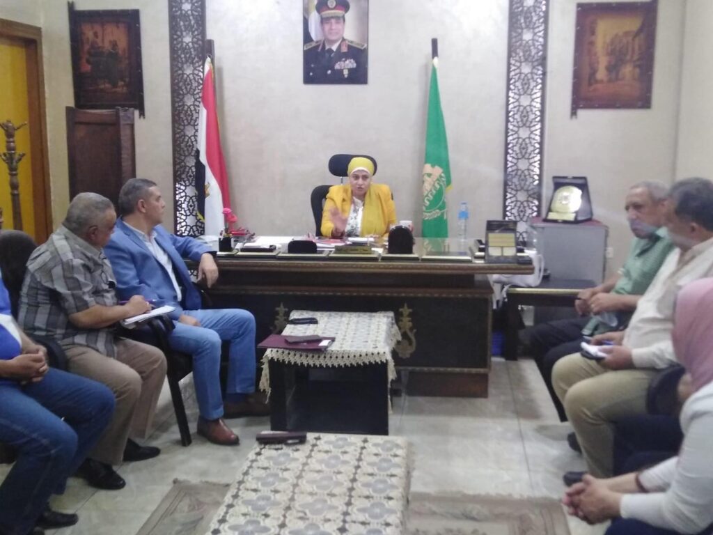 في أول اجتماع لها .. سماح إبراهيم: تفعيل المتابعة الميدانية بالمؤسسات التعليمية