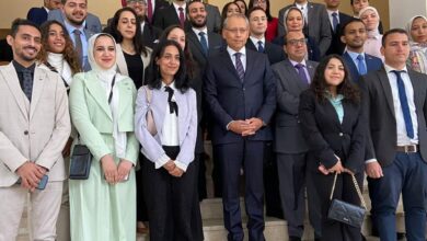 السفير المصري بموسكو يلتقي بوفد الشباب المصري الزائر لروسيا