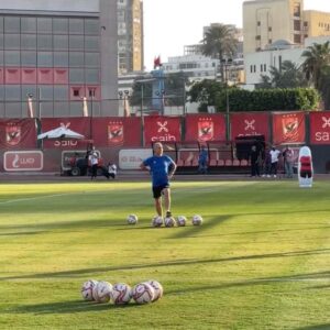 صور - "كولر" يقود المران للاعبي النادي الأهلي