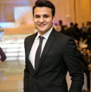 الصحفي صلاح حسني يهنئ رئيس محكمة الجنايات وأمن الدولة العليا