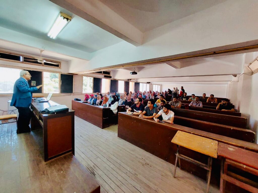 مياه القليوبية تختتم فعاليات التدريب الصيفي لطلاب كليه علوم جامعه بنها