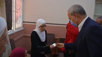محافظ القليوبيه يتفقد القافلة الطبية المجانية لنزلاء دار المسنين بمدينه بنها