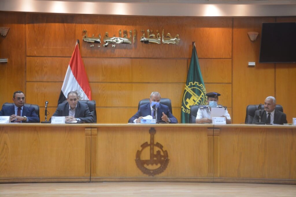 محافظ القليوبية يترأس اللجنة العامة لحماية الطفل