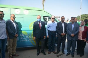 محافظ القليوبية يستقبل كرفان وزارة الشباب للتوعية البيئية