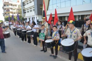محافظ القليوبية يستقبل كرفان وزارة الشباب للتوعية البيئية