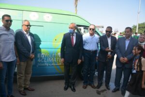 محافظ القليوبية يستقبل كرفان وزارة الشباب للتوعية البيئية