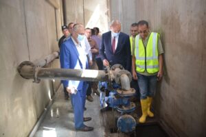 محافظ القليوبية يشهد تجربة محاكاة تصريف الأمطار استعدادًا لموسم الشتاء