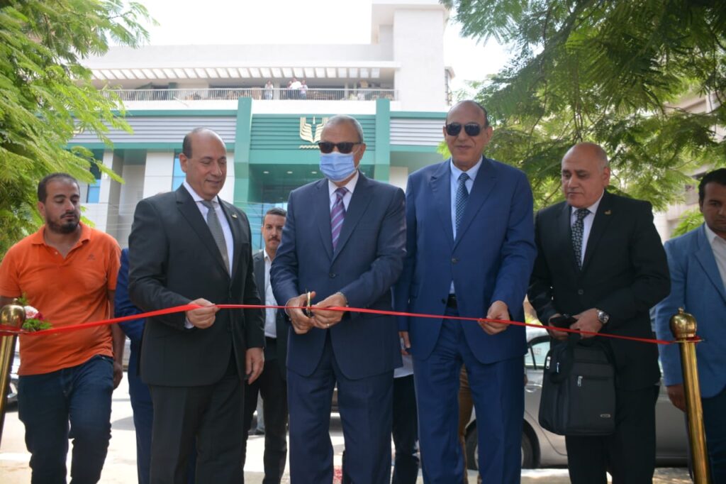 صور .. محافظ القليوبية يفتتح المرحلة الثانية من ممشى أهل مصر على كورنيش مدينة بنها