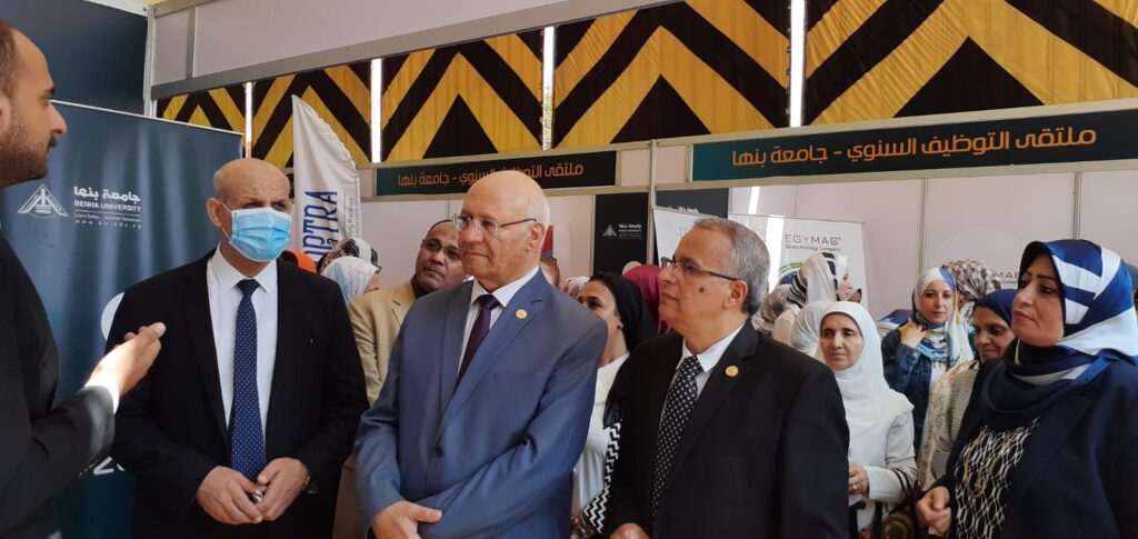 بمشاركة 50 شركة .. رئيس جامعة بنها يفتتح ملتقى التوظيف السنوي للخريجين