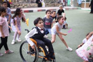 " بعزيمة الجبال" ..."البراء " يبدع في انشاد قصيدة حول هجرة الرسول