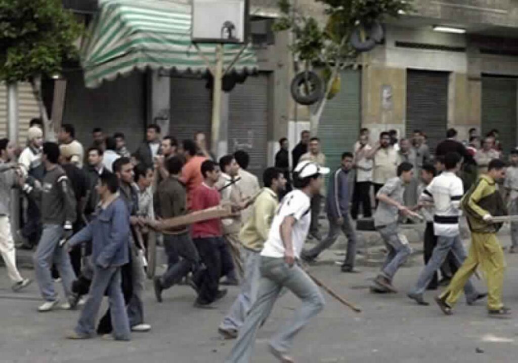 بسبب الخلافات الزوجية .. إصابة 3 أشخاص في مشاجرة بالخانكة بسبب الخلافات الزوجية .. إصابة 3 أشخاص في مشاجرة بالخانكة