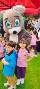 "شكرًا فرحتونا" .. رسالة الطفلة "خديجة" لمجمع مدارس الشبان العالمية