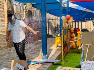 " ماشا وبطوط " ..يشاركون شبان بنها احتفالات بدء العام الدراسي