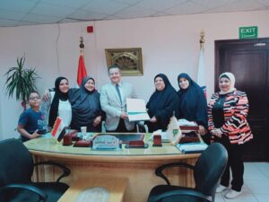 مستشفيات جامعة بنها تكرم العاملين الذين أتموا سن المعاش