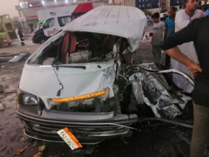 صور.. إصابة 13 شخص في حادث انقلاب سيارة ميكروباص بالقليوبية