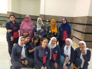 طلاب شبان بنها في زيارة لماكيت " المسجد الأقصي "