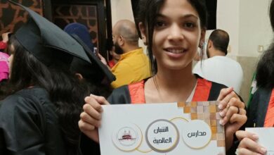 "من شابه أمه ".. ندي تحلم ان تكون طبيبة مثل والدتها