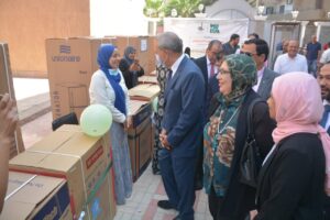 محافظ القليوبية يسلم جهاز عرائس لـ 17 فتاة من المقبلات على الزواج