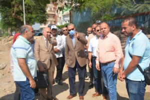 صور - محافظ القليوبية يتفقد أعمال تنفيذ مشروع المرحلة الثالثة من ممشى نهر النيل 