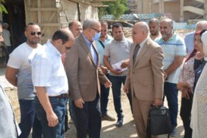 صور - محافظ القليوبية يتفقد أعمال تنفيذ مشروع المرحلة الثالثة من ممشى نهر النيل 