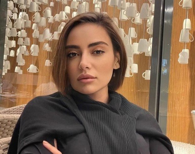 ظهرت فجأة في حياة شيرين عبدالوهاب وانفصلت عن الشرنوبي .. من هي سارة الطباخ؟