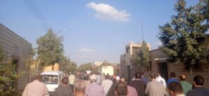 صور - تشييع جثمان مدرس لقي مصرعه أثناء الشرح في مدرسة بشبرا