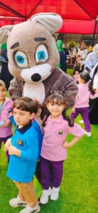 " ماشا وبطوط " ..يشاركون شبان بنها احتفالات بدء العام الدراسي