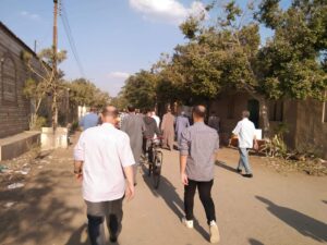 صور - تشييع جثمان مدرس لقي مصرعه أثناء الشرح في مدرسة بشبرا