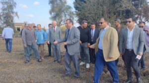 صور - انطلاق إشارة بدء موسم زراعة القمح في كلية الزراعة بمشتهر