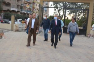 صور - محافظ القليوبية يتابع سير أعمال  المشروعات الخدمية الجاري تنفيذها بمدينة بنها