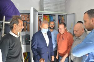 بعد انقطاع الكهرباء .. محافظ القليوبية: تركيب لوحة تحكم الكهرباء الجديدة مستشفى بنها التعليمي
