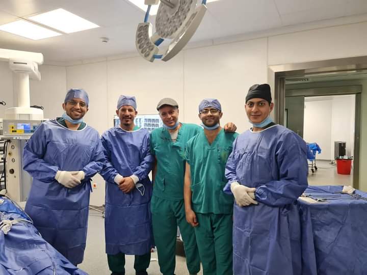 إجراء أول عملية جراحية باستخدام المنظار الجراحي للعمود الفقري بمستشفى جامعة بنها إجراء أول عملية جراحية باستخدام المنظار الجراحي للعمود الفقري بمستشفى جامعة بنها