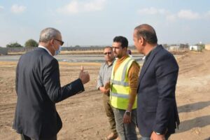 صور - محافظ القليوبية يتفقد مشروعات مدينة القناطر الخيرية