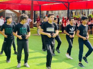 لغات الشبان ببنها  تختتم أكتوبر بالطريق إلى النصر