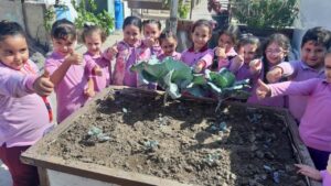 " شمس وخضرا".. براعم شبان بنها داخل مركز الإنبات