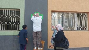 بمسرحية ولافتات ارشادية شبان بنها تواصل التوعية بقضايا المناخ