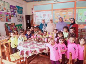 لإثراء المعرفة للأطفال.. زيارة داخلية لمكتبة هيئة الشبان العالمية