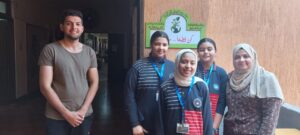 بمسرحية ولافتات ارشادية شبان بنها تواصل التوعية بقضايا المناخ