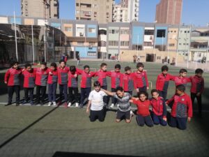 يوم للمرح بين طلاب شبان بنها والمعلمون