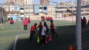 يوم للمرح بين طلاب شبان بنها والمعلمون