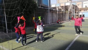 يوم للمرح بين طلاب شبان بنها والمعلمون