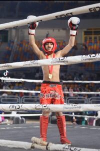 مليون مبرووك.. ابن شبان بنها بطلا للجمهورية في الكيج بوكس