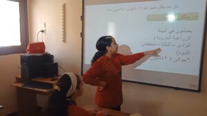 الطالب الاستاذ.. استراتيجية جديدة لتعليم الطلاب بشبان بنها