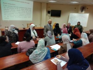 رئيس جامعة بنها يقوم بجولة موسعة داخل 7 كليات ويتفقد الامتحانات وسير العملية التعليمية