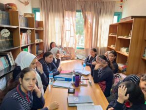 شبان بنها تنظم زيارة ميدانية إلى الهلال الأحمر المصرى