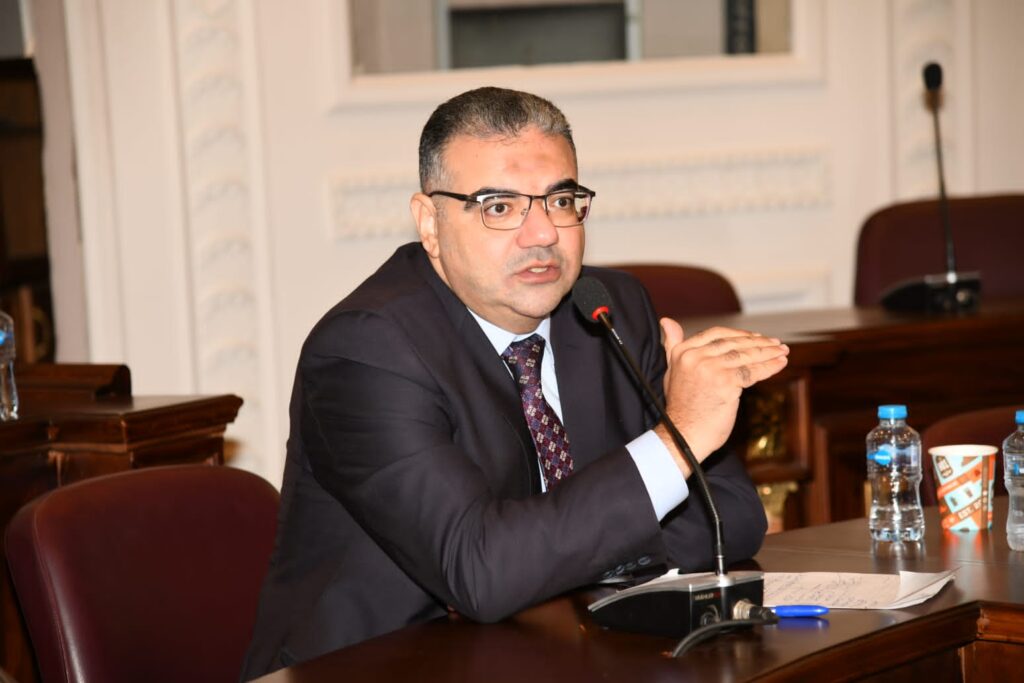 النائب سيد حجازي: العنف الأسري أحد أهم اسباب الطلاق في مصر النائب سيد حجازي: العنف الأسري أحد أهم اسباب الطلاق في مصر