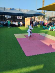 "رياضة علي انغام الموسيقي".. إذاعية مدرسية مميزة بشبان بنها