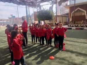 "ساعة لقلبك" أجواء ترفيهية لطلاب شبان بنها 