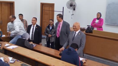 صور - رئيس جامعة بنها يتفقد سير العملية التعليمية والامتحانات بمقر الجامعة بالعبور صور - رئيس جامعة بنها يتفقد سير العملية التعليمية والامتحانات بمقر الجامعة بالعبور