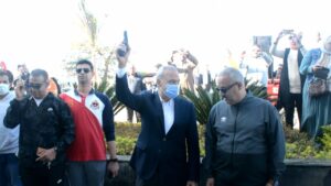 محافظ القليوبية يتقدم مسيرة الشباب والرياضة لمناهضة العنف ضد المرأة